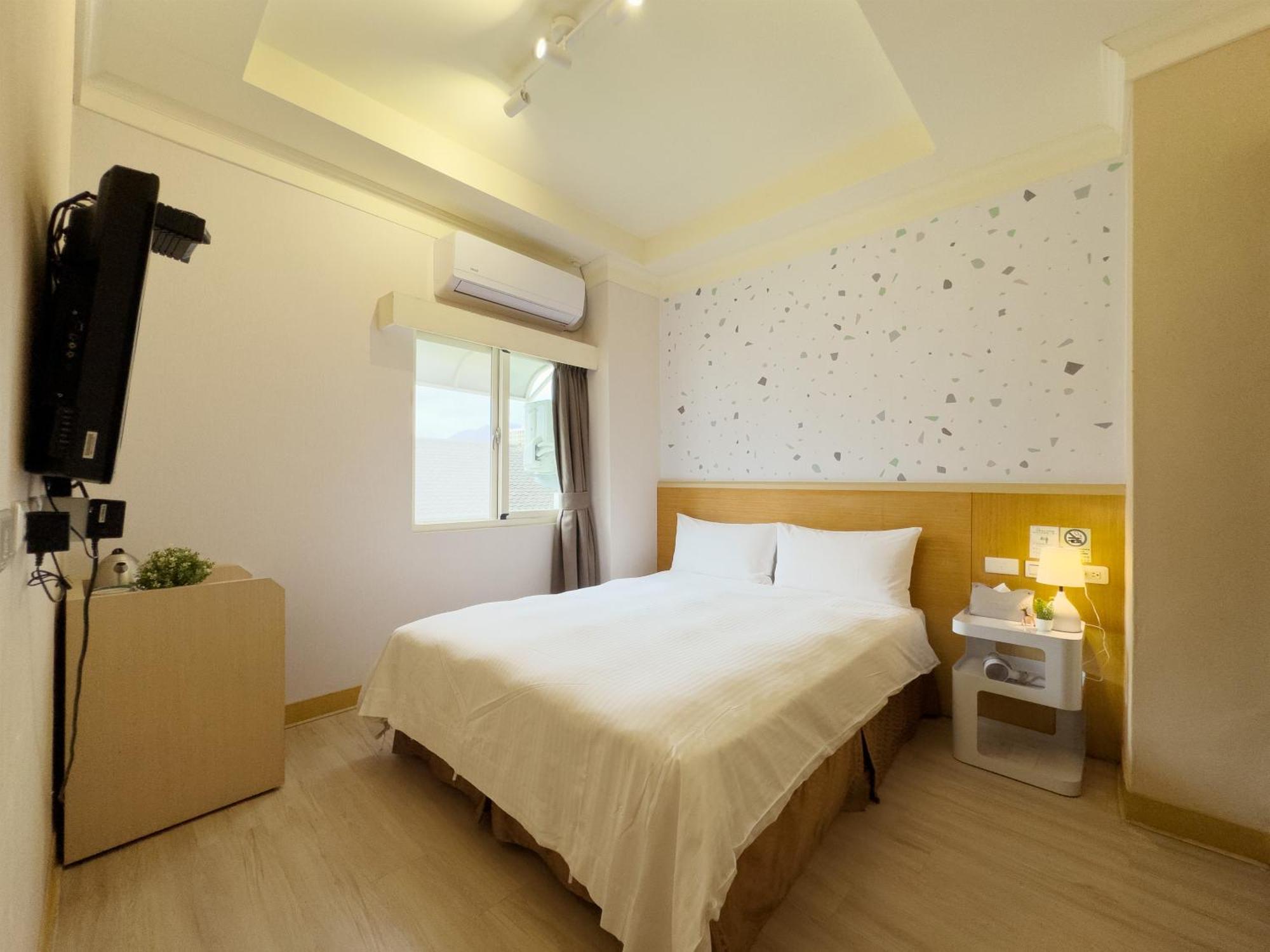 Together Hotel Hualien Zhongshan Екстериор снимка
