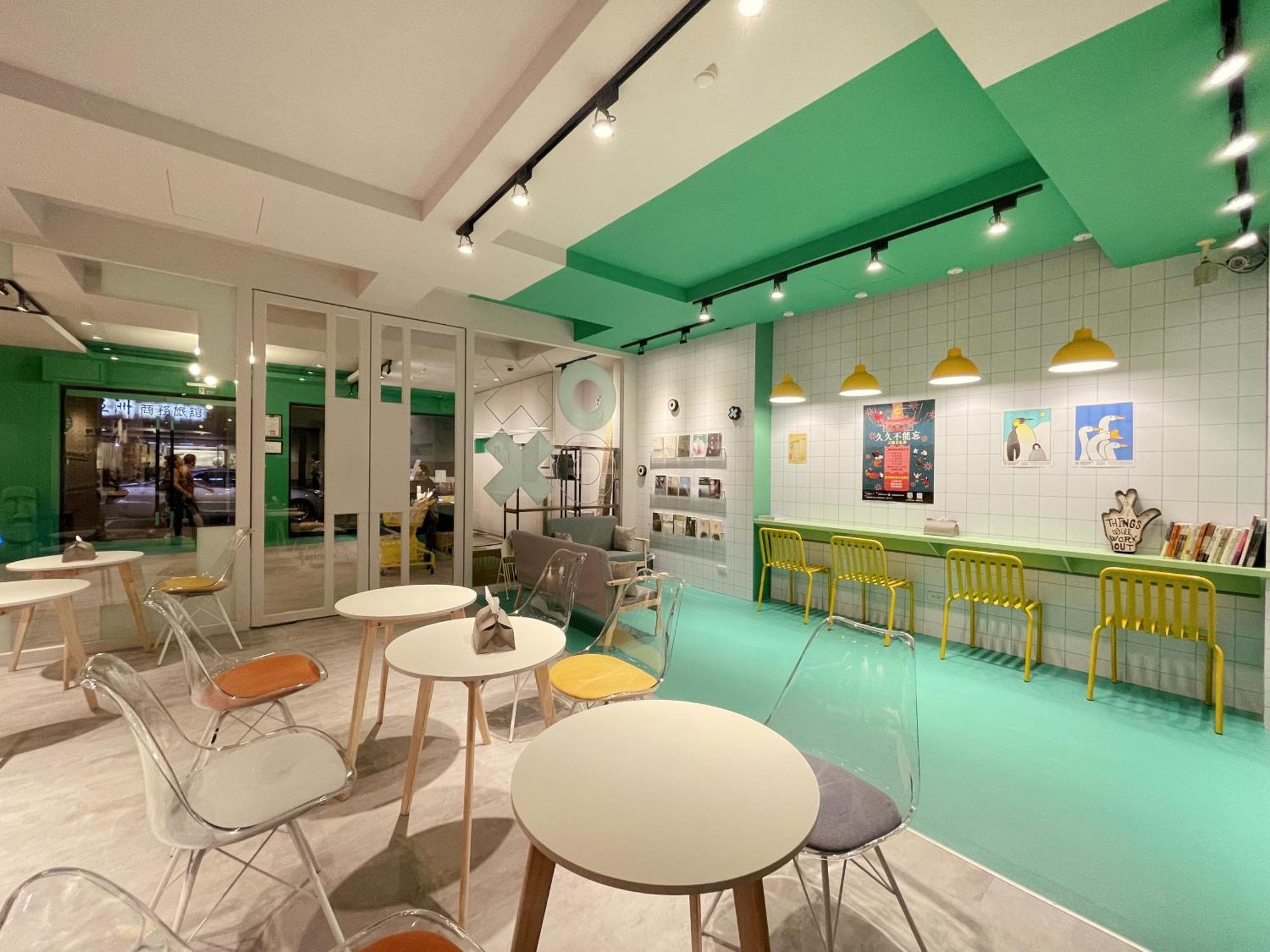 Together Hotel Hualien Zhongshan Екстериор снимка