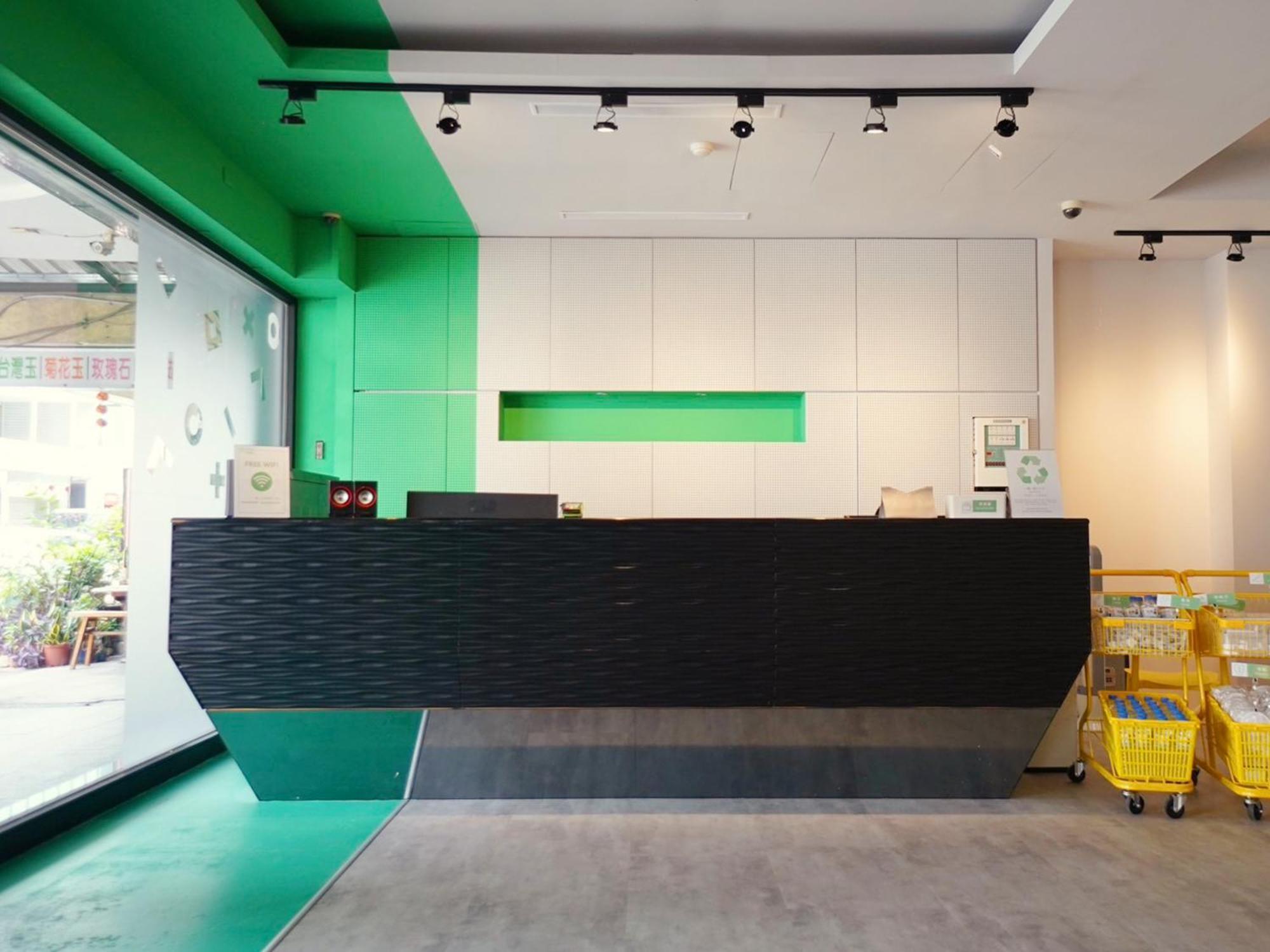 Together Hotel Hualien Zhongshan Екстериор снимка