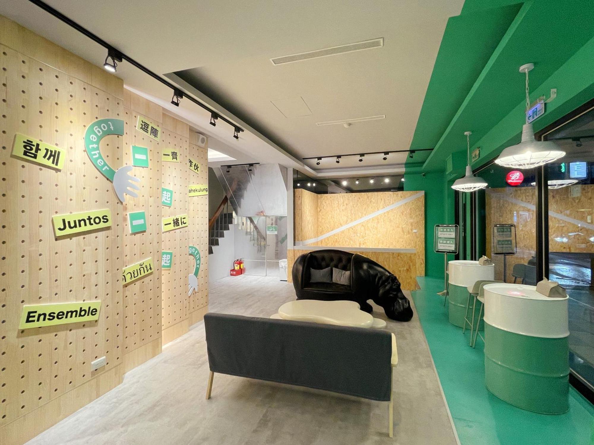 Together Hotel Hualien Zhongshan Екстериор снимка