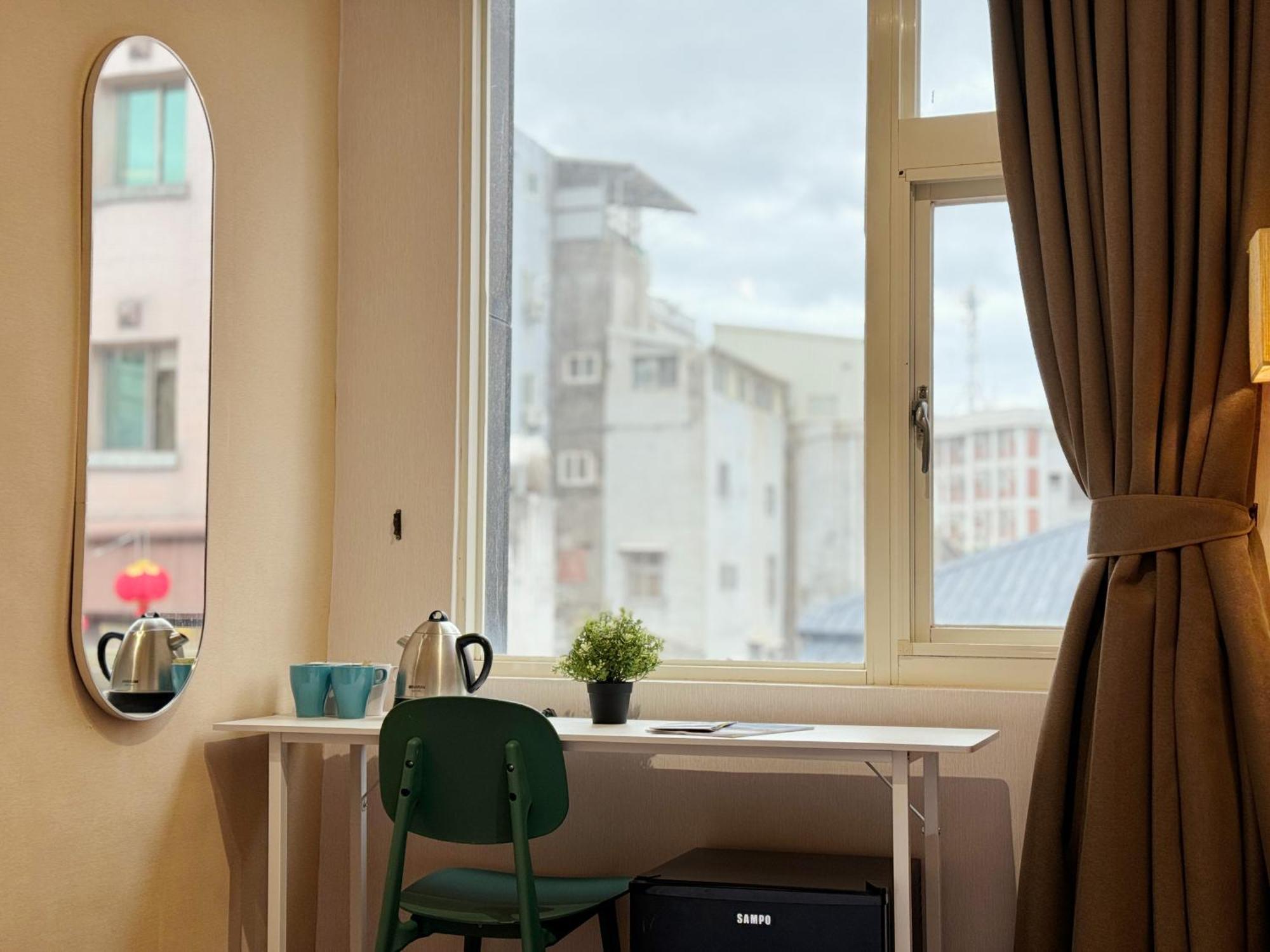 Together Hotel Hualien Zhongshan Стая снимка
